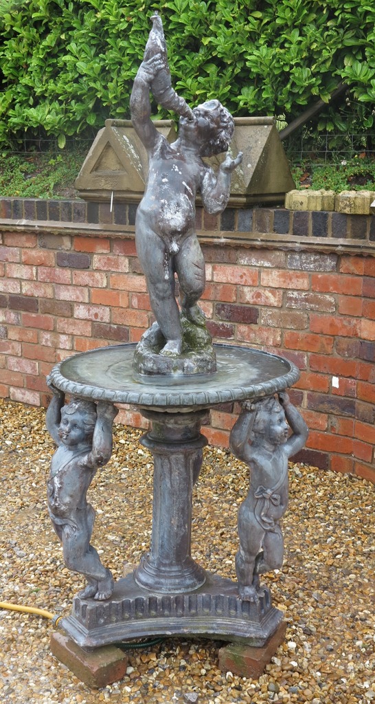 Water Fountain Feature Lead Antique Cherub Boy Shell Detailed Decorative Garden Outdoor Reclaimed Working UKAA