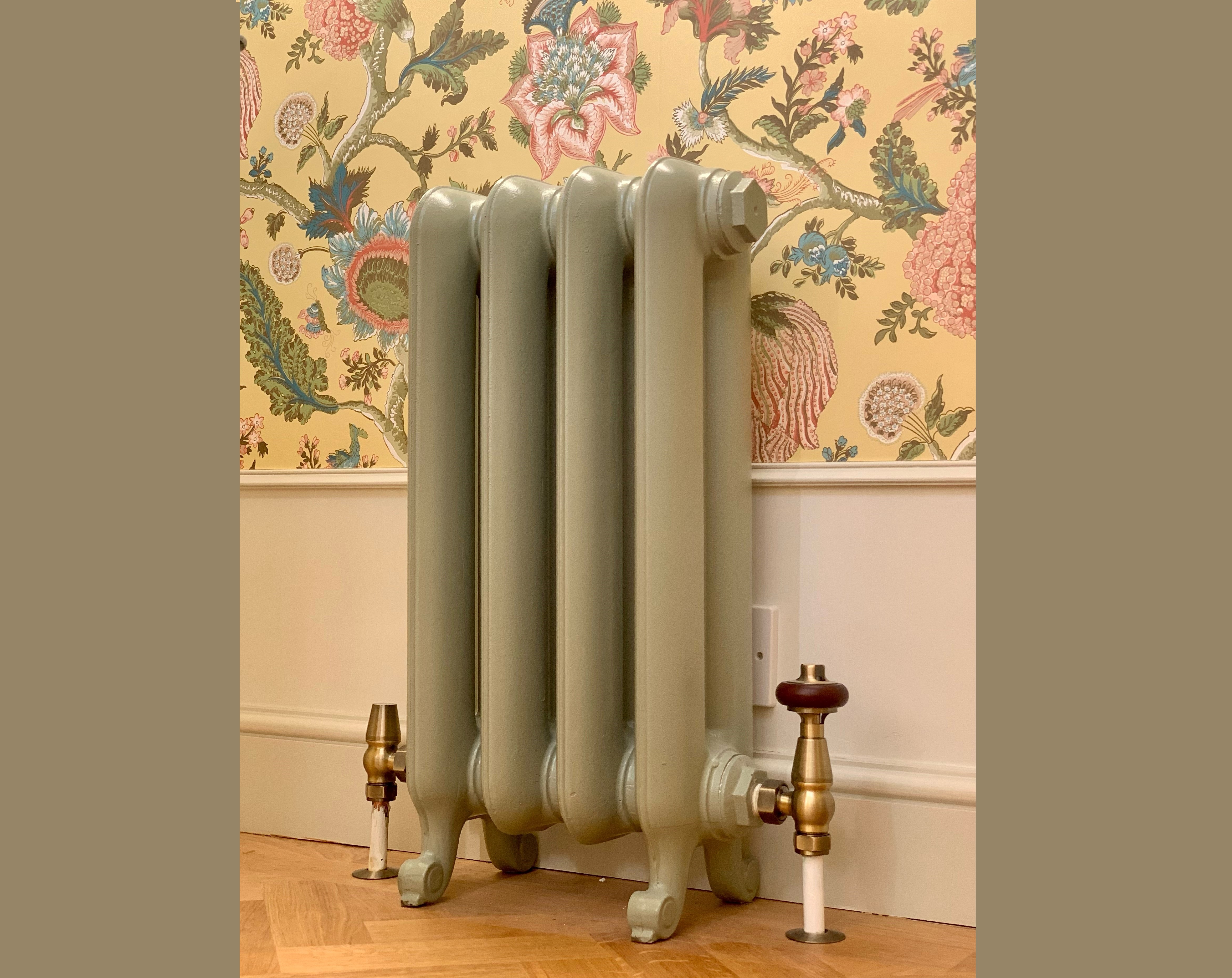 Carron Duchess Cast Iron Radiator In A Bathroom