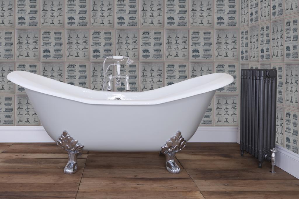 At UKAA we have for sale traditional Victorian style cast iron baths which have a hard wearing vitreous enamel interior and can be painted in the colour of your choice. 