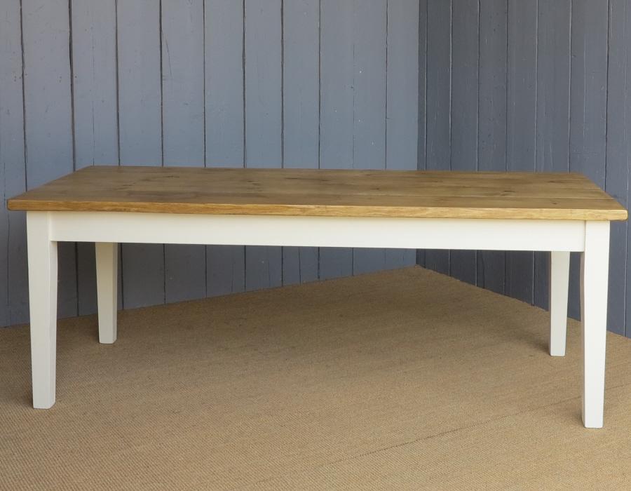 UKAA’s Pine Plank Topped Table