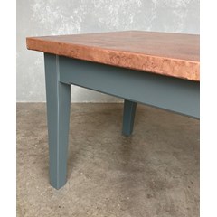 Chamfered Edges On Table Base 