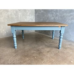 Plank Top Table With Turned Legs 