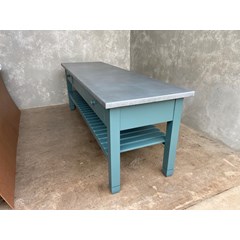 Zinc Kitchen Island Painted Farrow & Ball - Inchyra Blue