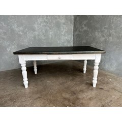 Zinc Table With Turned Legs 