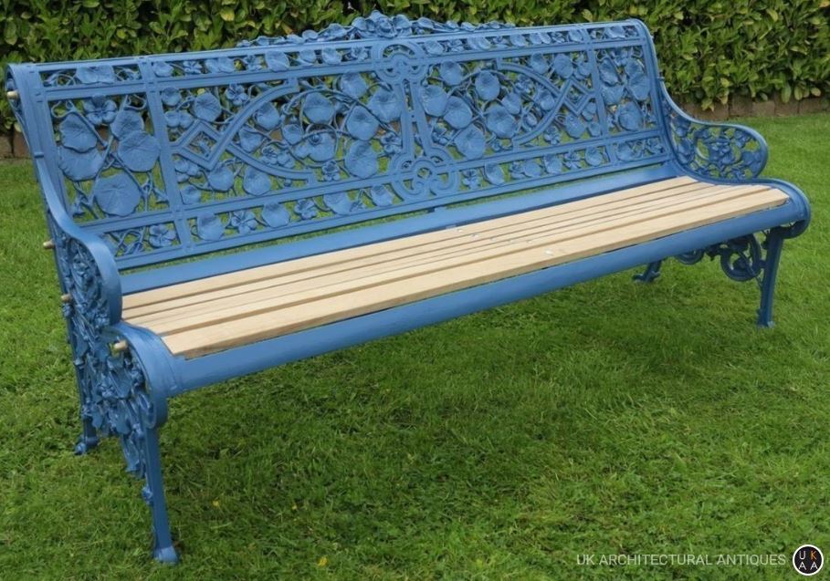 Reaclaimed Coalbrookedale bench fully refurbished at UKAA featured in homify