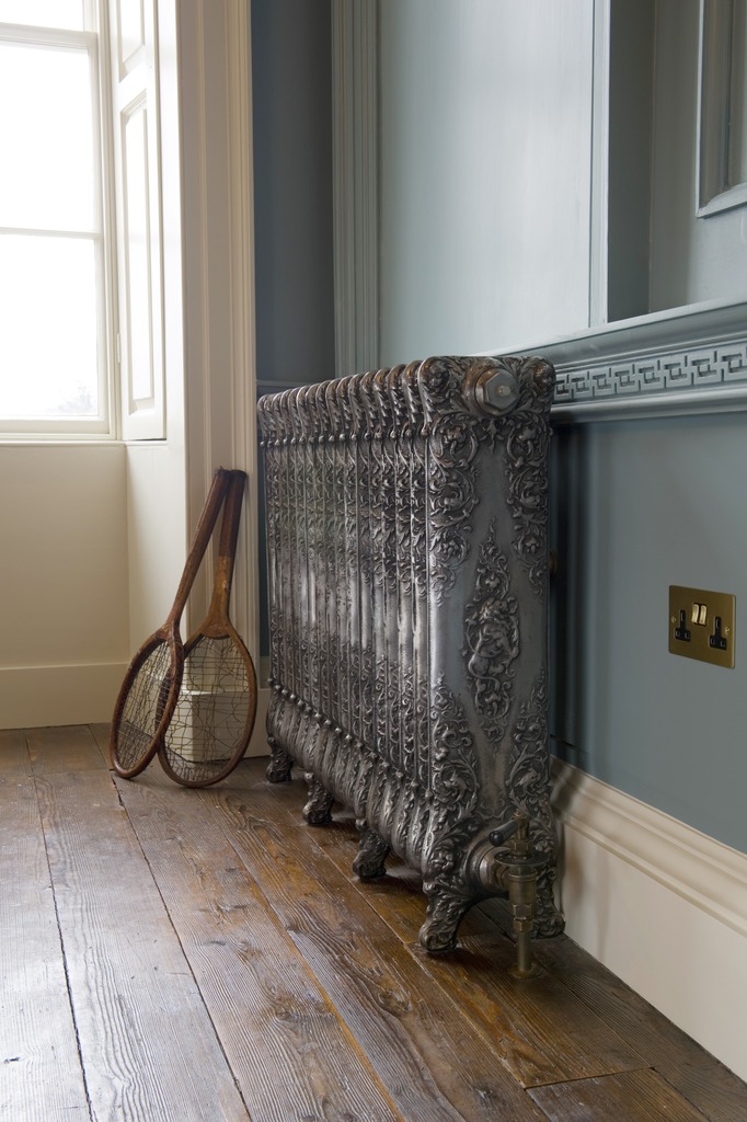 Cast Iron Cherub Radiator made by Carron and Sold Worldwide by UKAA