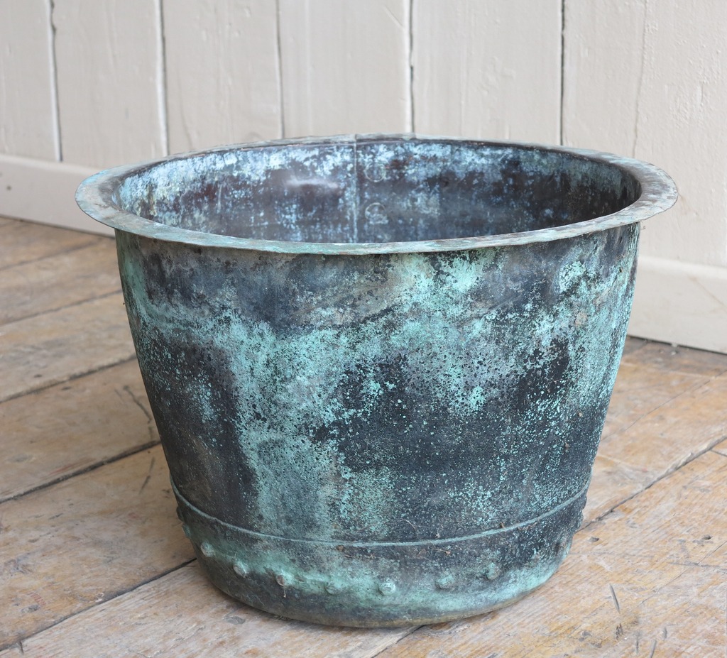 At UKAA we stock a selection of copper pots or copper coppers as they are also known. These pots are very versatile. They can be used to display your Christmas tree during the festive period, store your coal by the fire-side and also can be used as a planter in the garden during the summer months