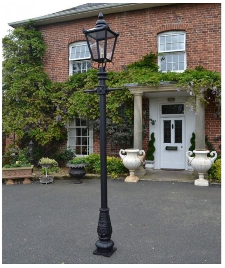 At UKAA we sell a large range of period style lamp posts and lanterns available in a selection of sizes. These items are perfect for Victorian and Georgian properties